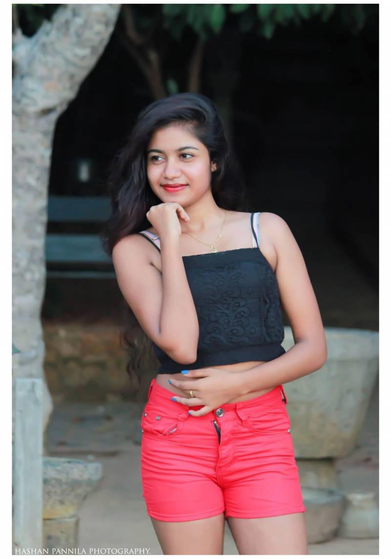 Kushi Jay Hot In Tight Red Shorts