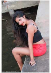 Kushi Jay Hot In Tight Red Shorts