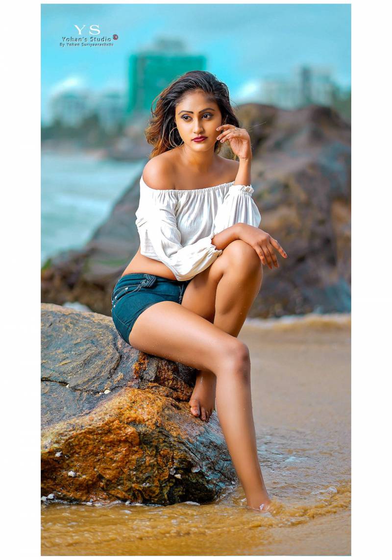 Yunika Dilki Mendis Mini Shorts