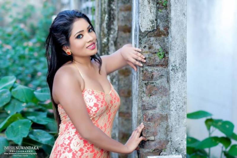 Hiruni Liyanage In Hot Tight Dress