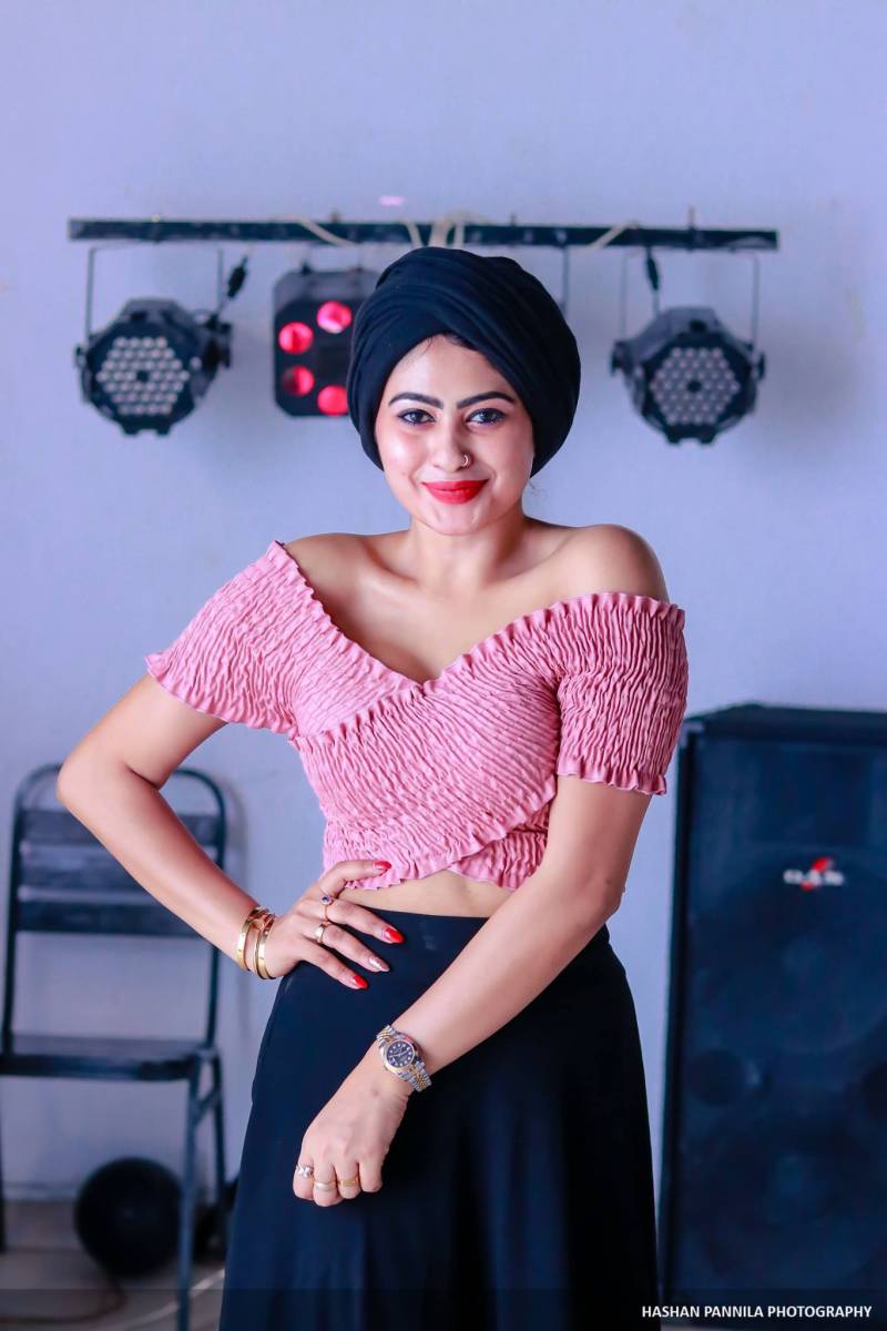 Piumi Hansamali Pink Top