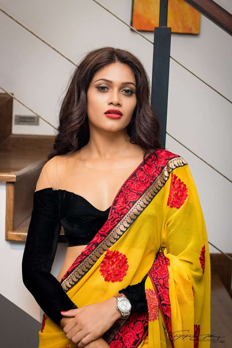 Chulakshi Ranathunga Saree Photos