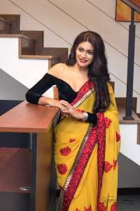 Chulakshi Ranathunga Saree Photos