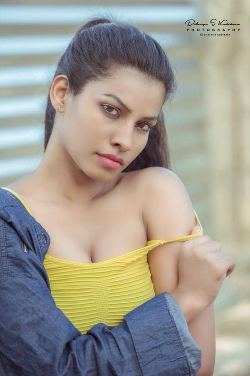 Gayani Anusha Photo Clicks