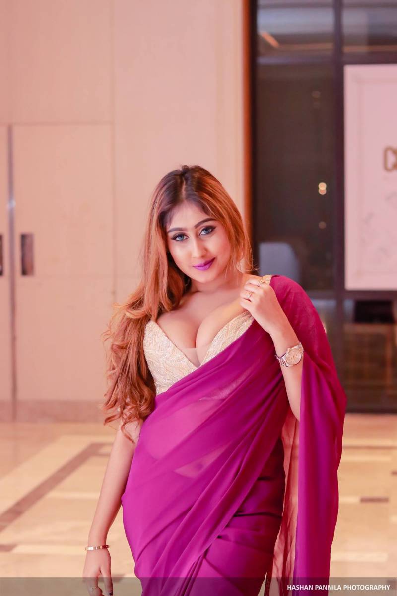 Kaushi Perera Saree Photos