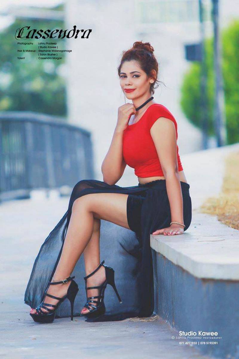 Cassendra Morgan Flaunts Her Toned Legs