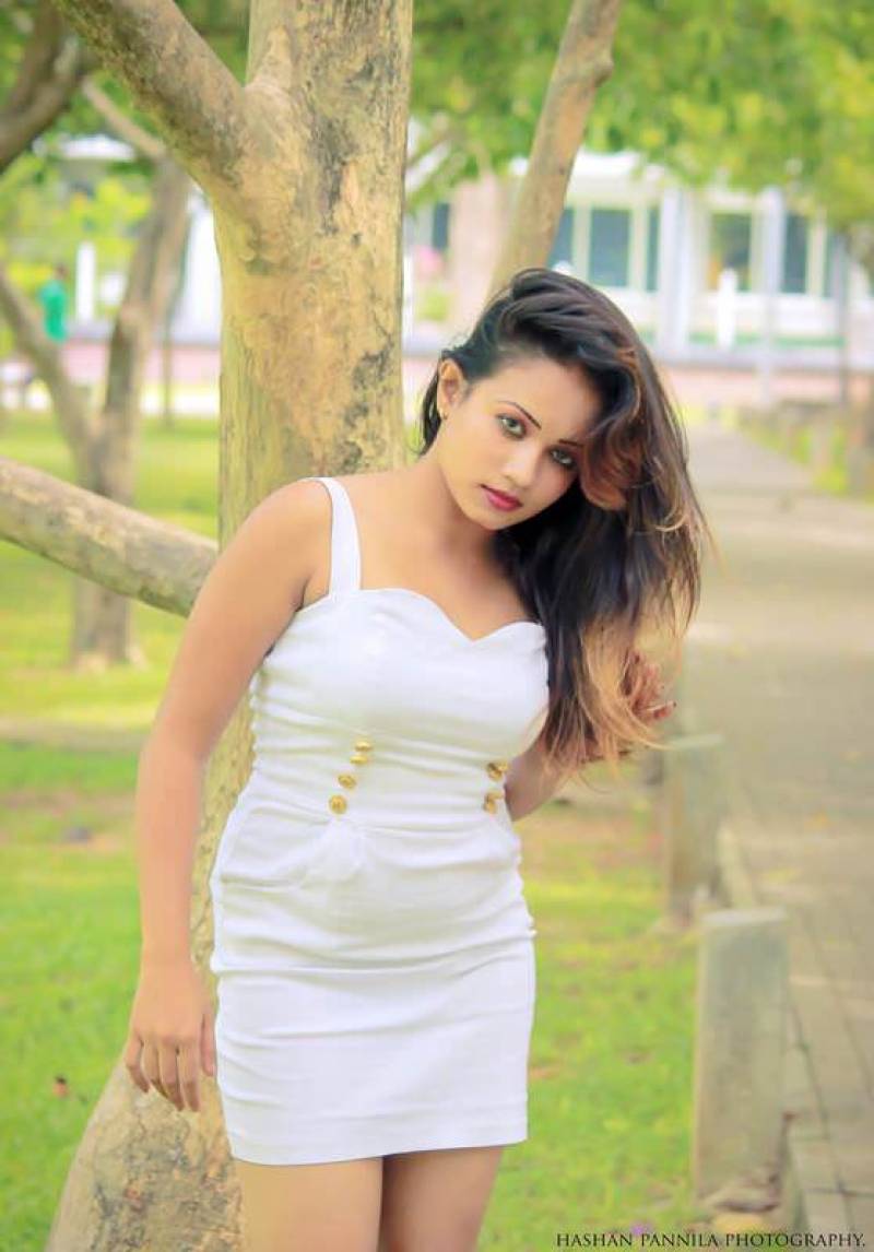 Hasha Rekshini In White Tight Dress