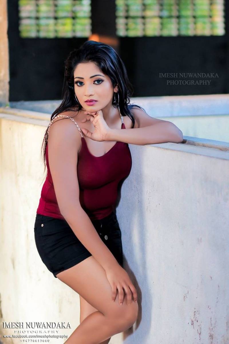 Hiruni Liyanage Hot Photo Shoot