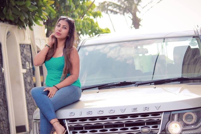 Jayani Alahapperuma Poses On A Discovery