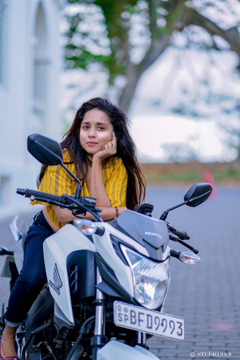 Maheshi R Gamage Bike Clicks