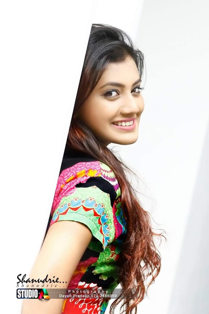 Shanudrie Priyasad In Colorful Dress