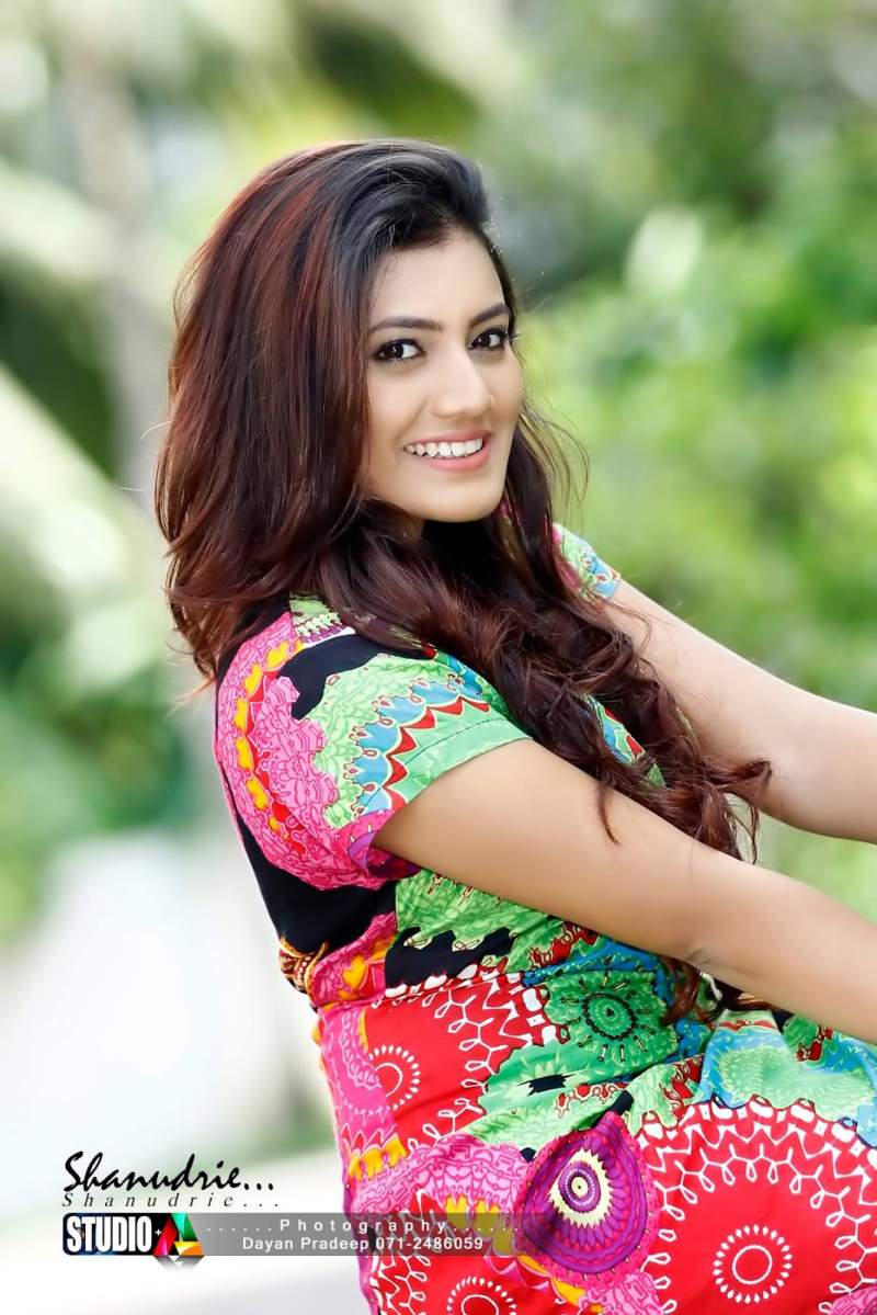 Shanudrie Priyasad In Colorful Dress