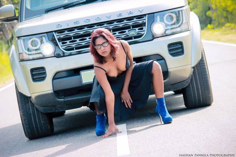 Nehara Samanali Car Shoot