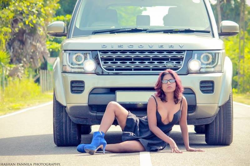 Nehara Samanali Car Shoot