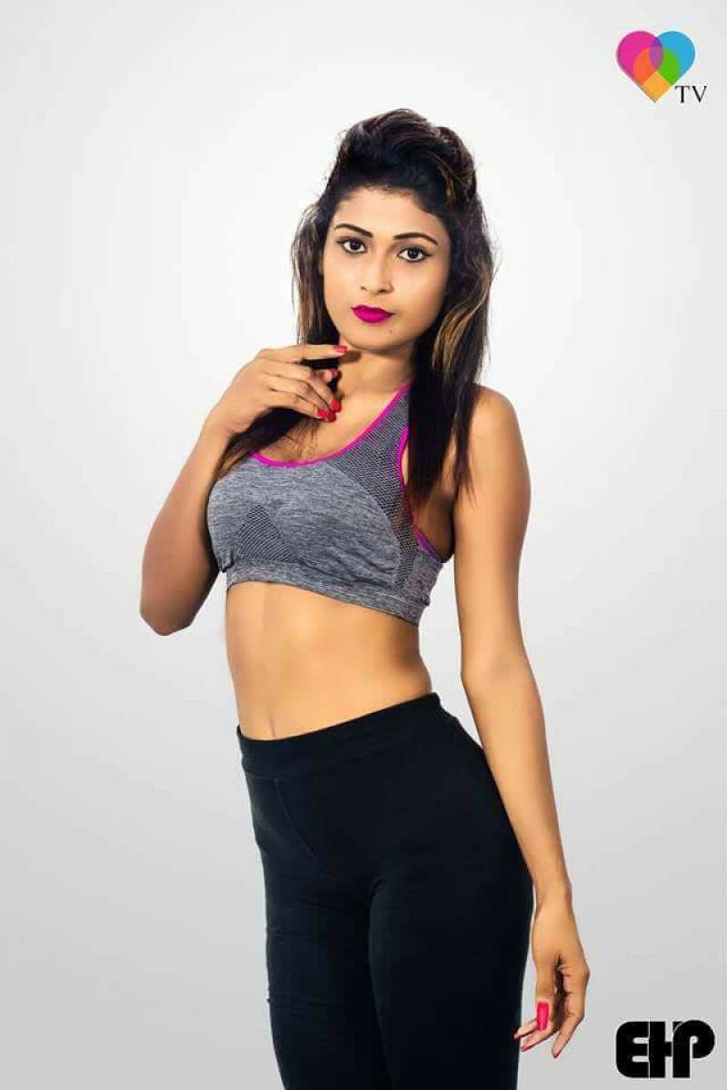 Adisha Shehani Hot In Black Workout Pants