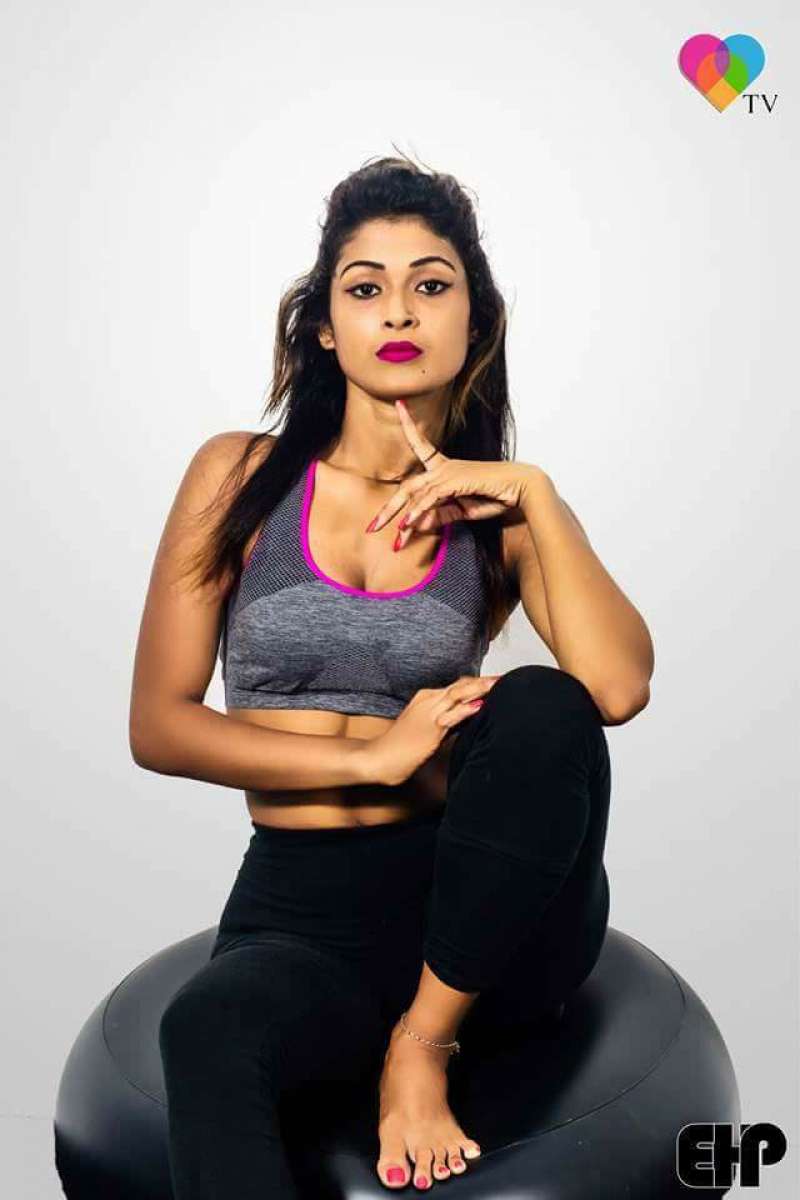 Adisha Shehani Hot In Black Workout Pants