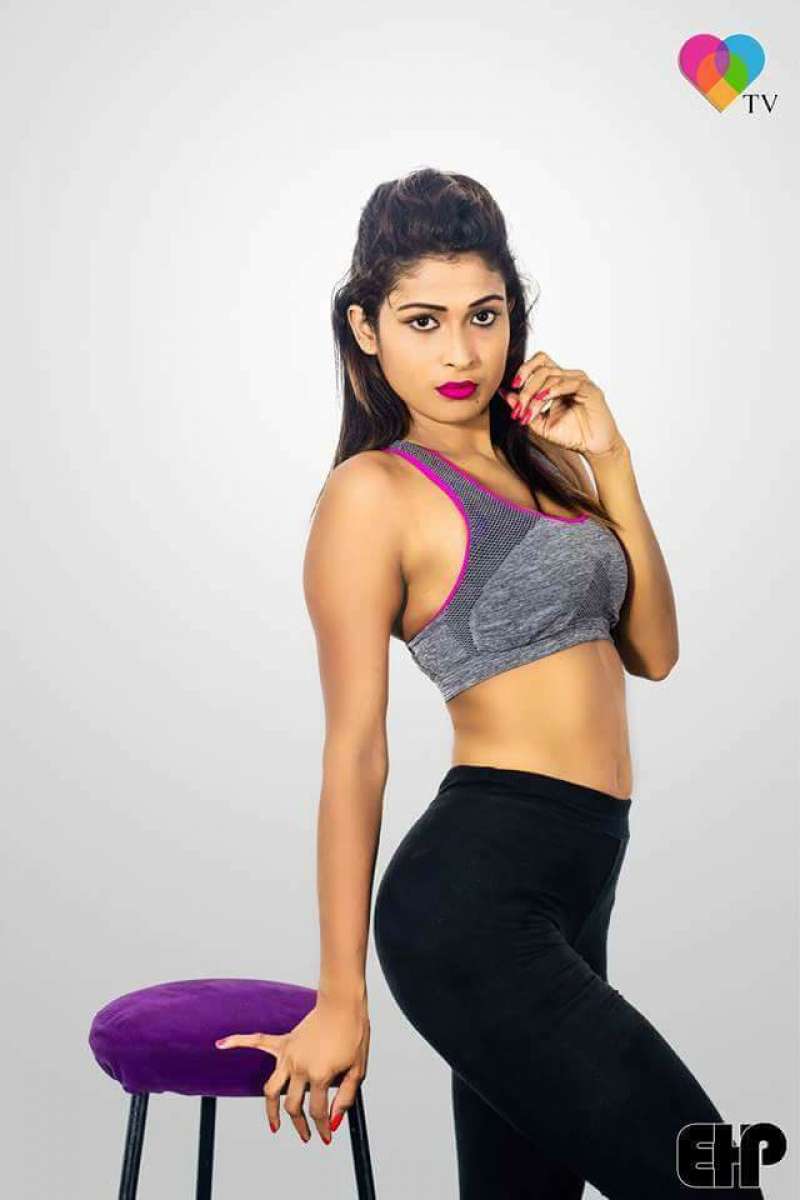 Adisha Shehani Hot In Black Workout Pants