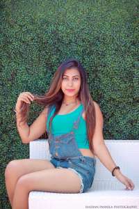 Jayani Alahapperuma Hot Legs