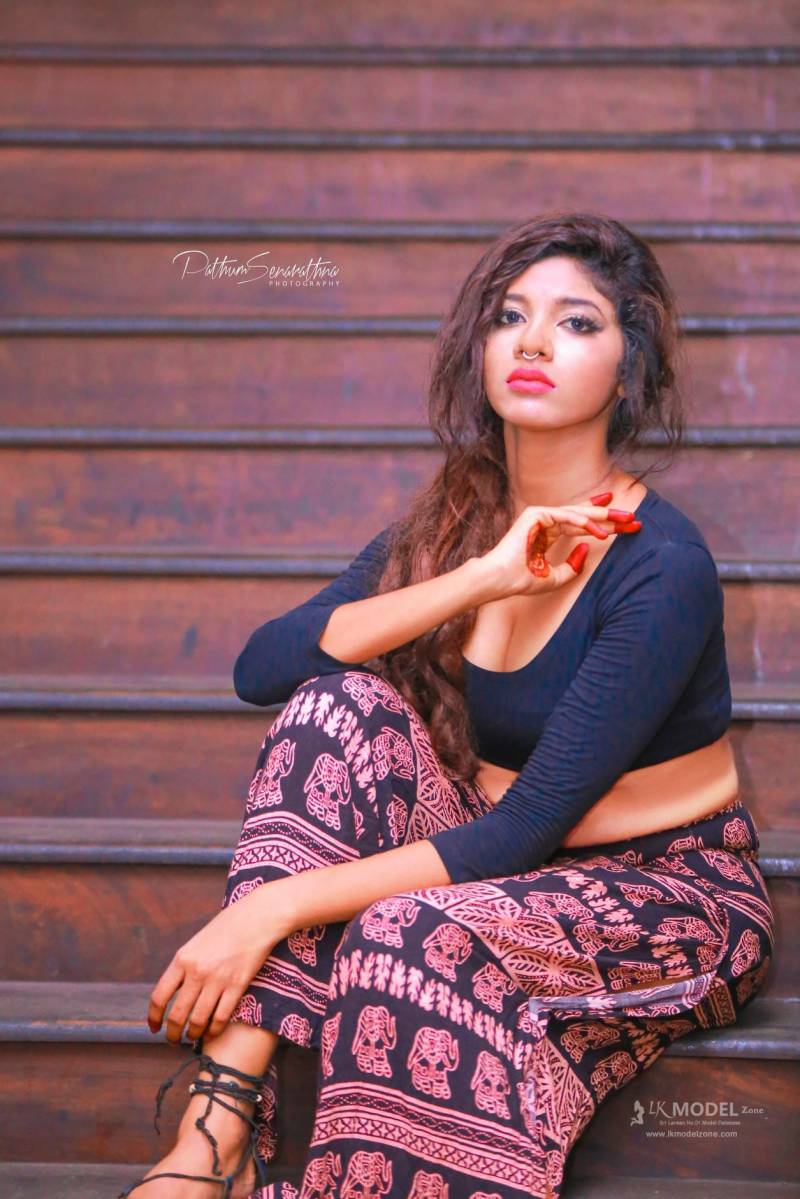 Rubeena Ashif Hot Collection