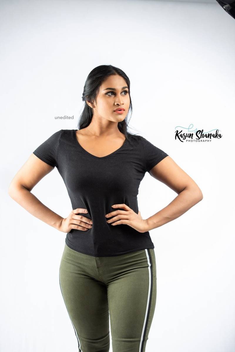 Thushini Fernando Tight Pretty Stills