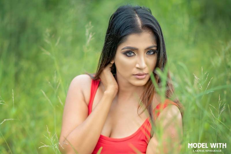 Thushi Jayathilaka Stunning Clicks