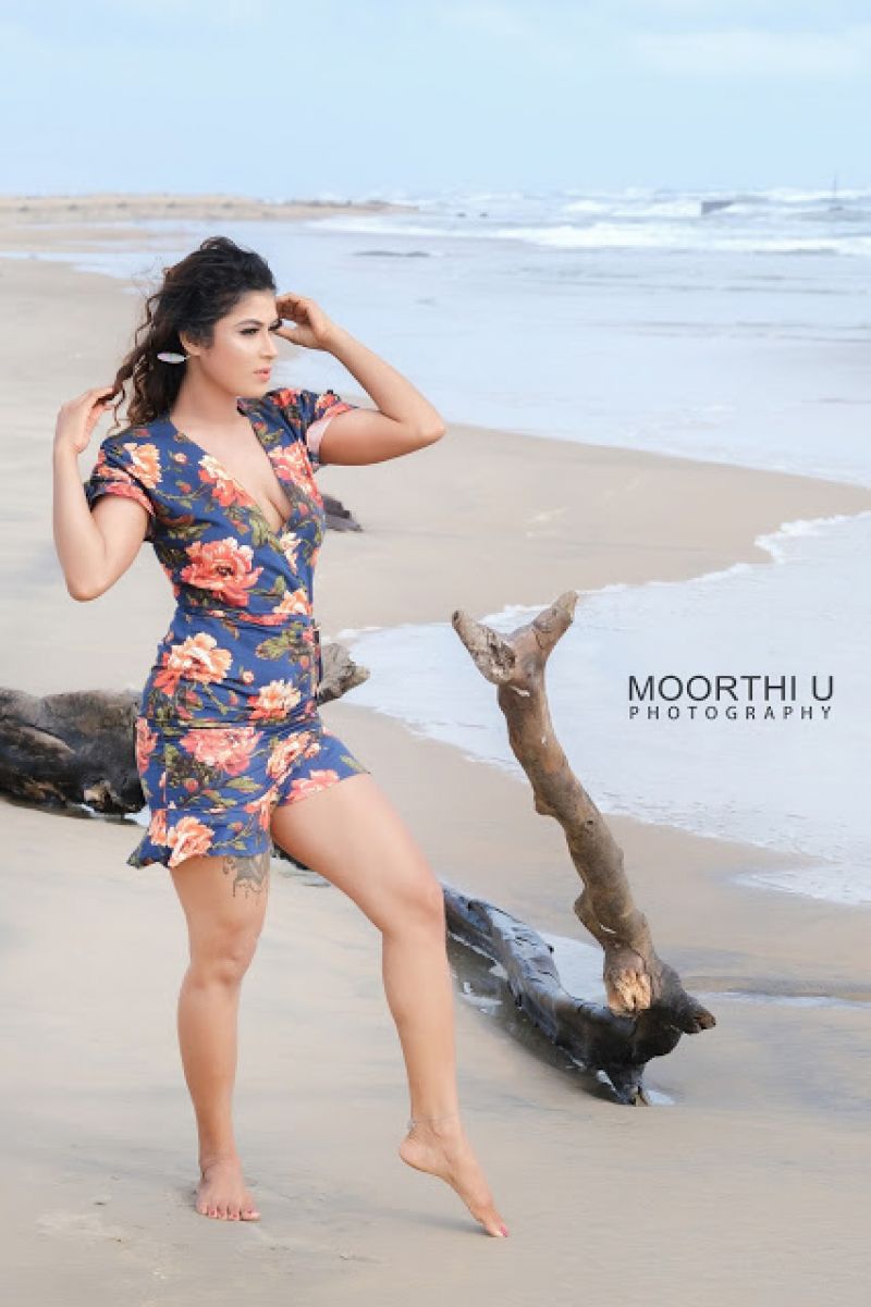 Adisha Shehani Pose In The Beach