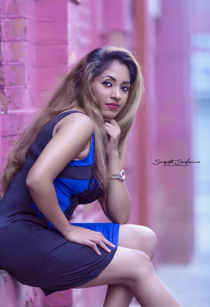 Chandima Fernando Hot Clicks