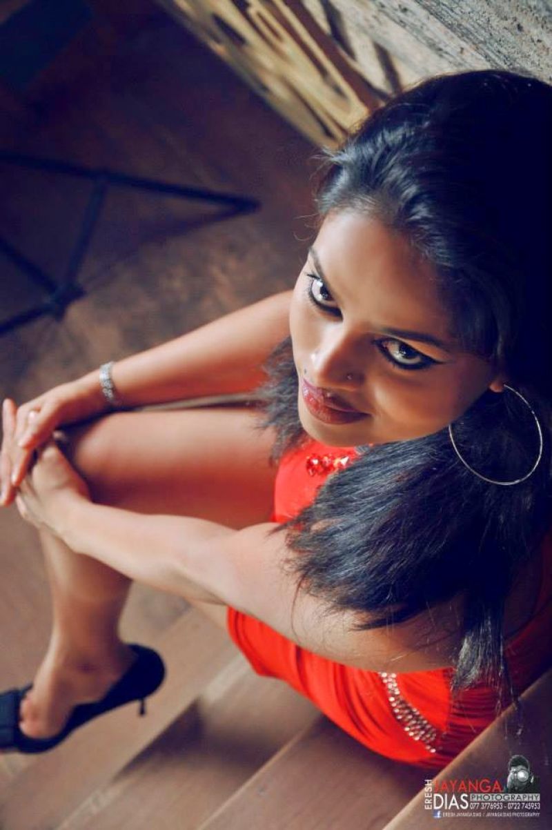 Thanuja Jayasinghe Hot Clicks