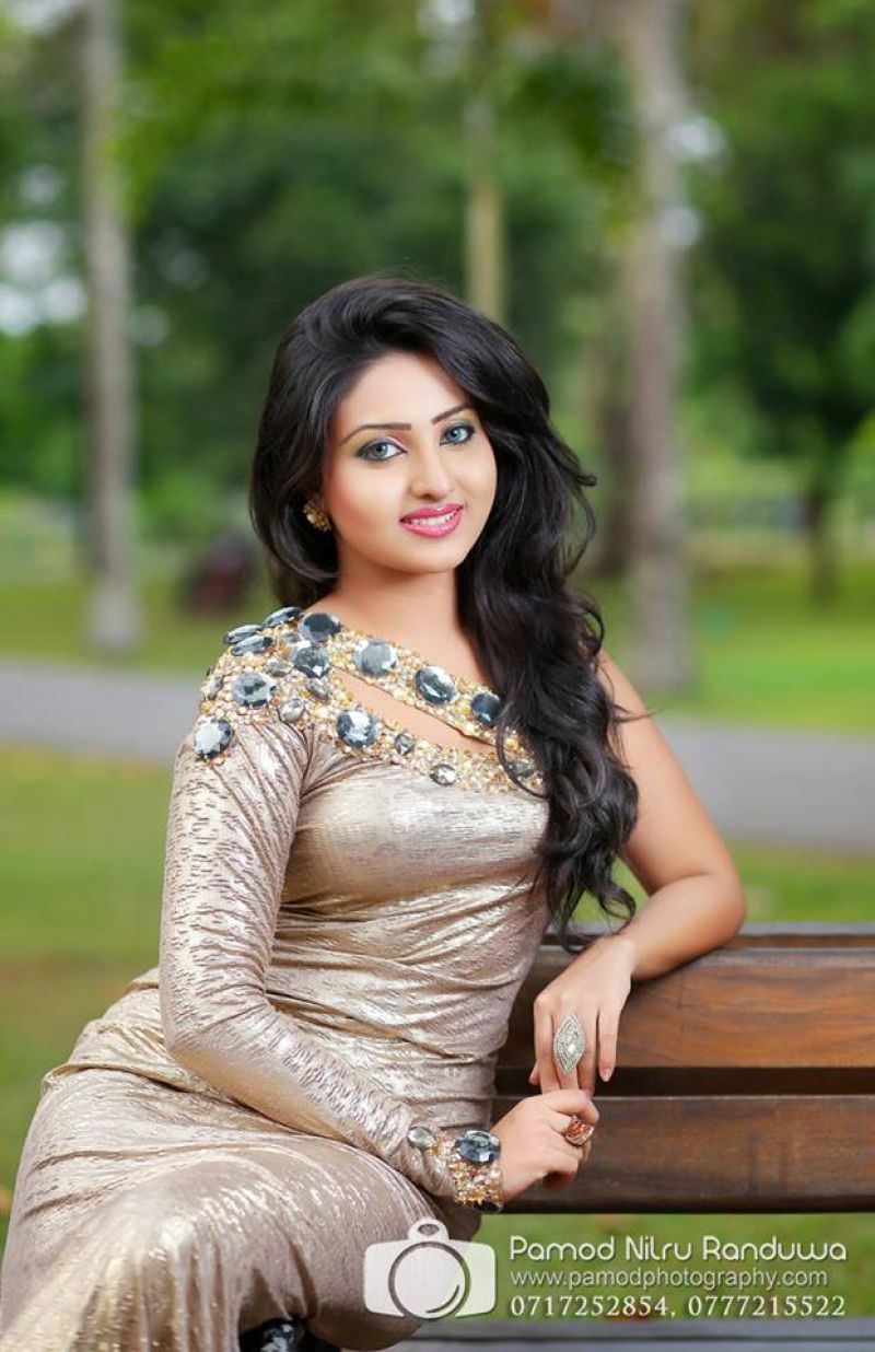 Vinu Udani Siriwardana Photos