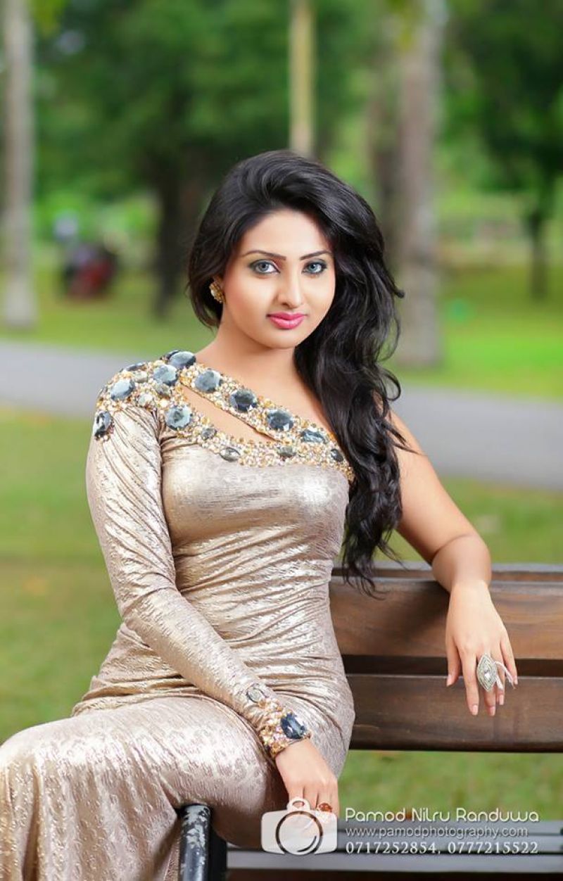 Vinu Udani Siriwardana Photos