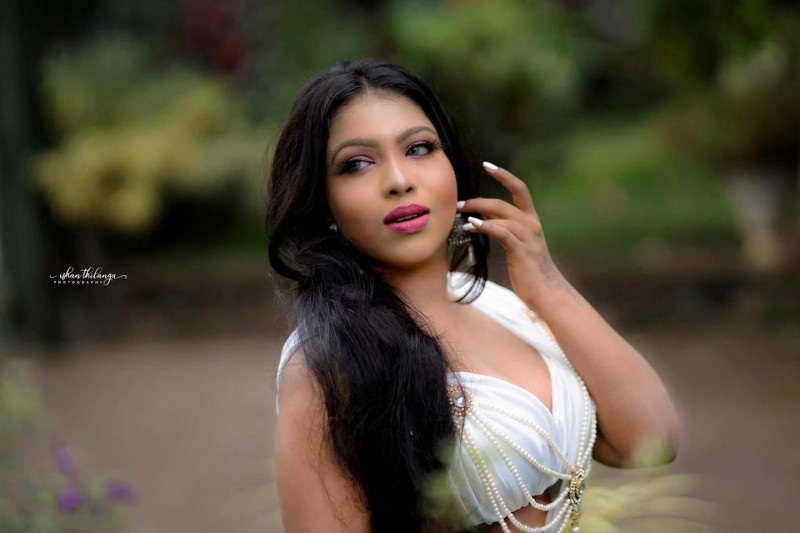 Pavithra Pavi Hot White Mix