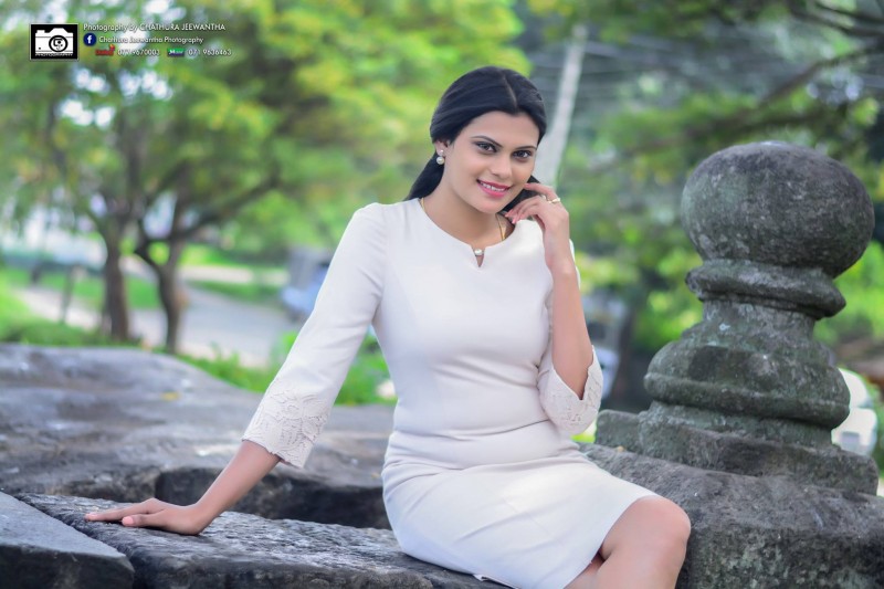 Wageesha Ishanthi White Clicks