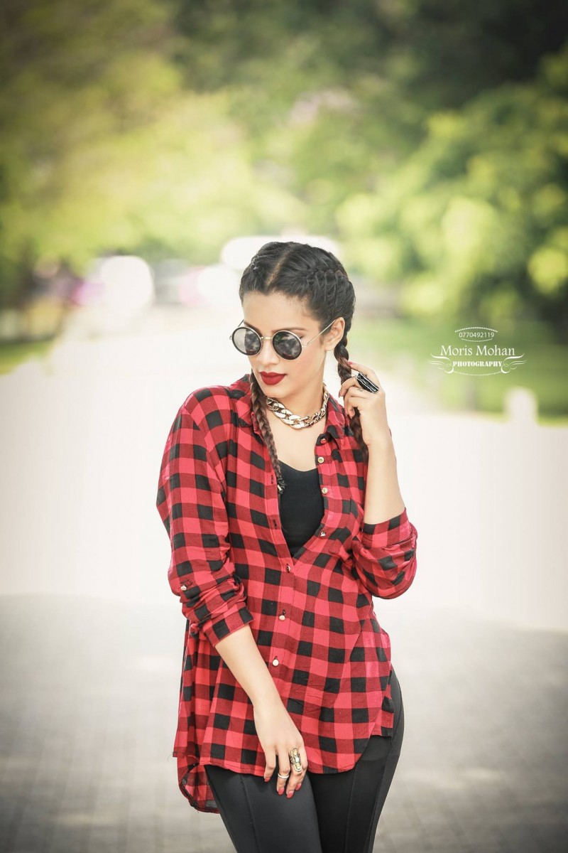 Yameesha Rasadi Leggin Clicks