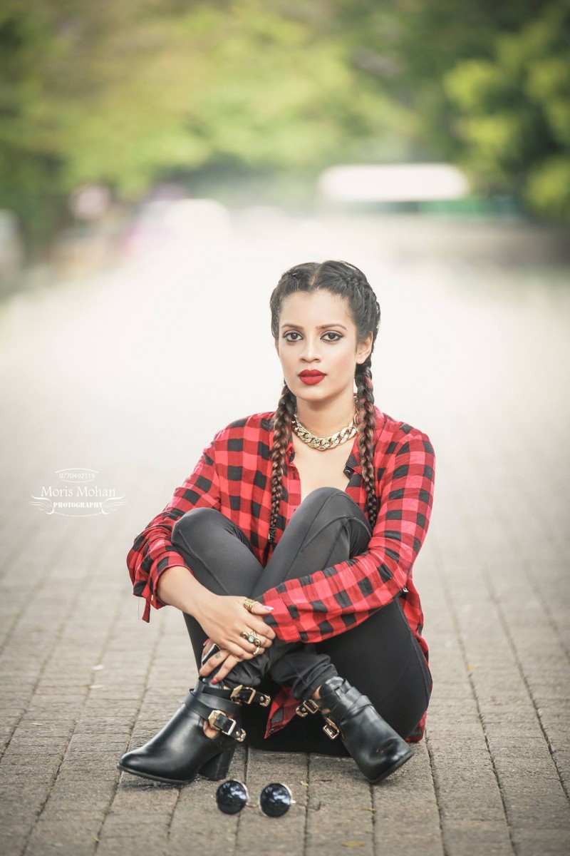 Yameesha Rasadi Leggin Clicks