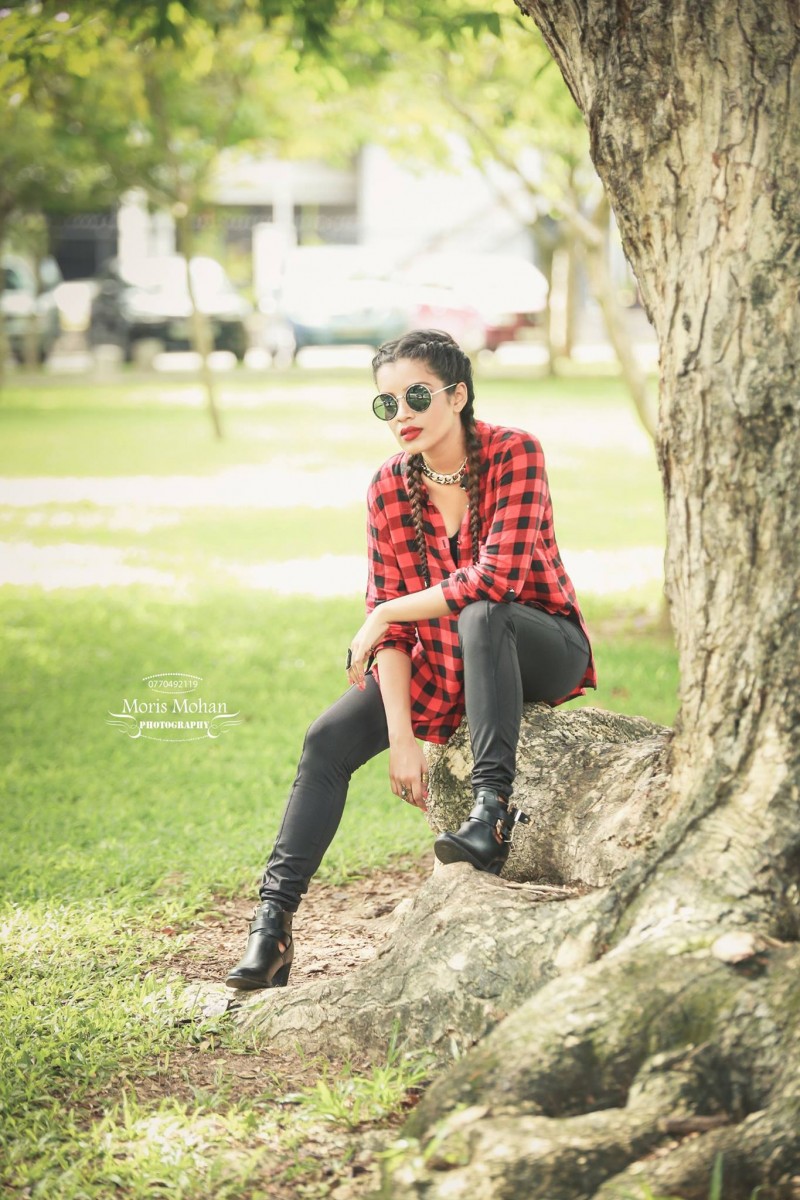 Yameesha Rasadi Leggin Clicks