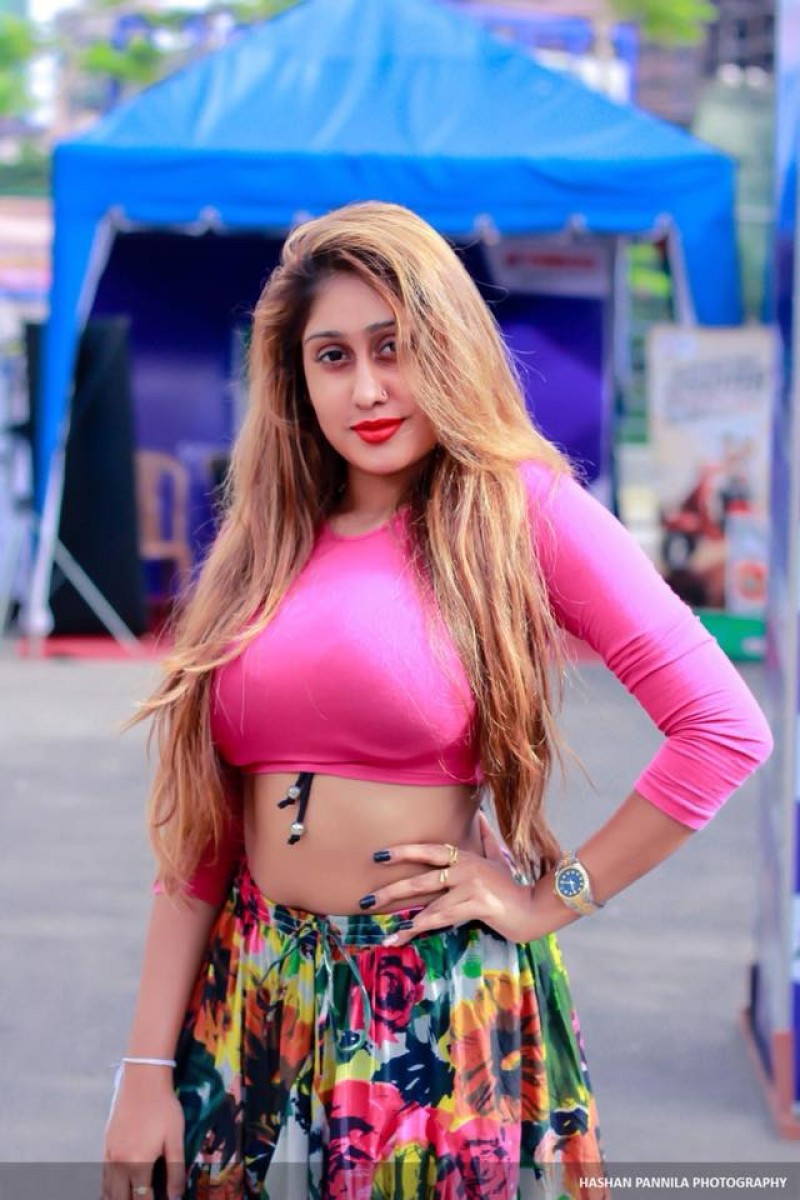 Kaushi Perera Sexy Clicks