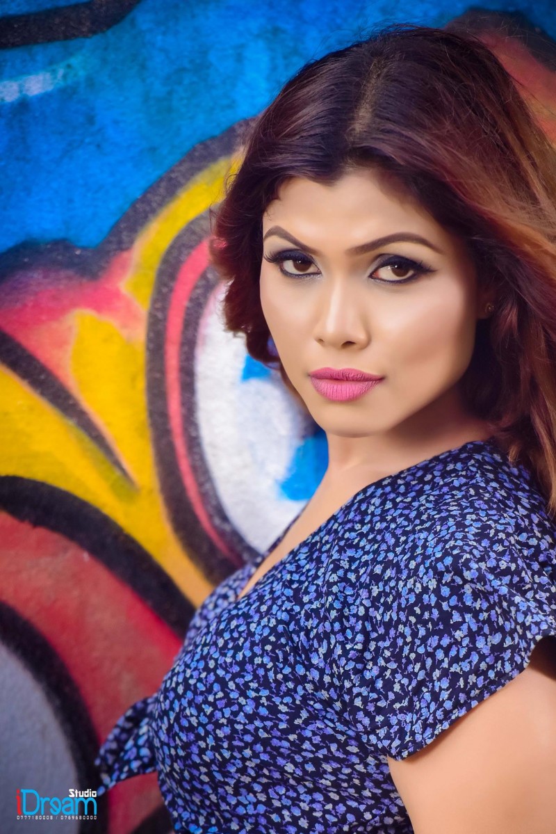 Dilini Aththanayake Hot Dress