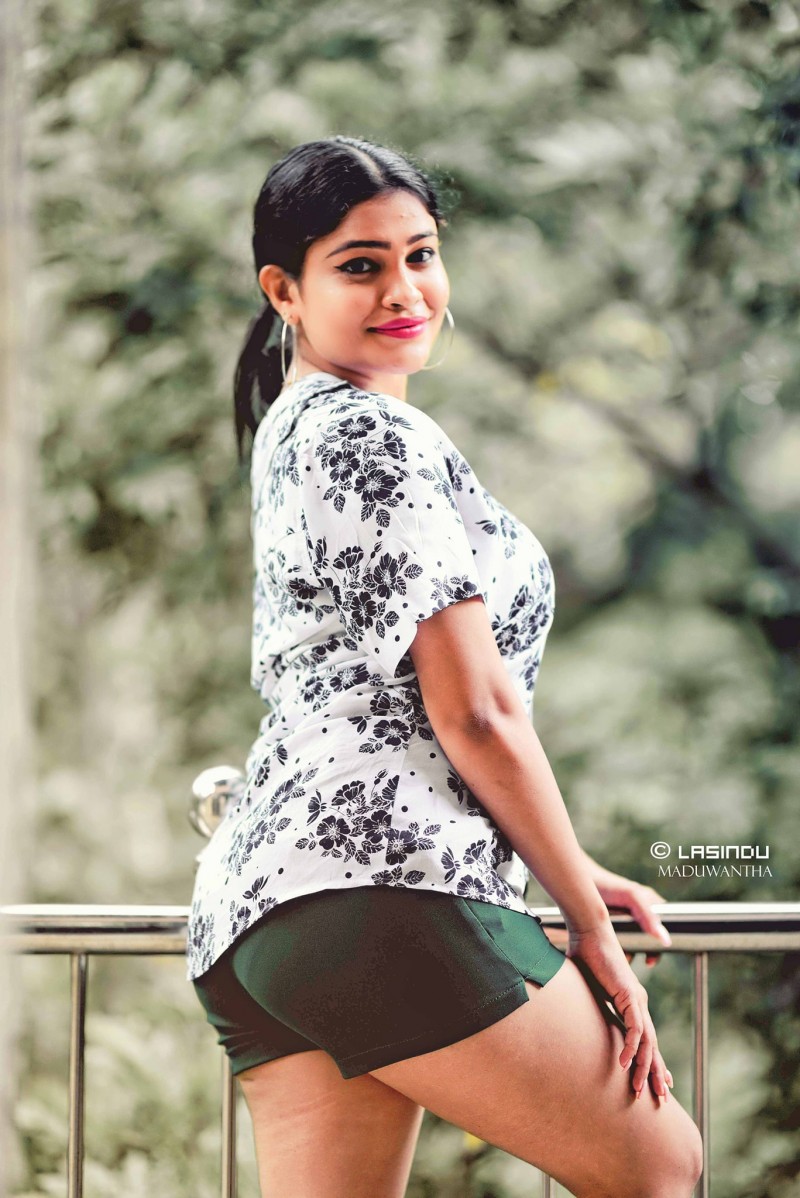 Duli Fernando Hot Pant Shoot