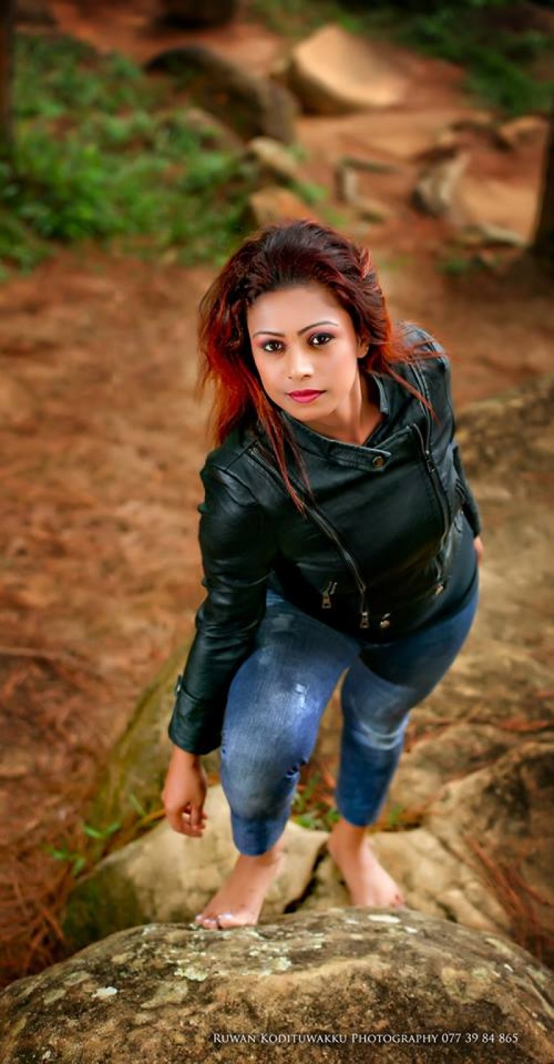 Yashodhara Ysk In Tight Jeans