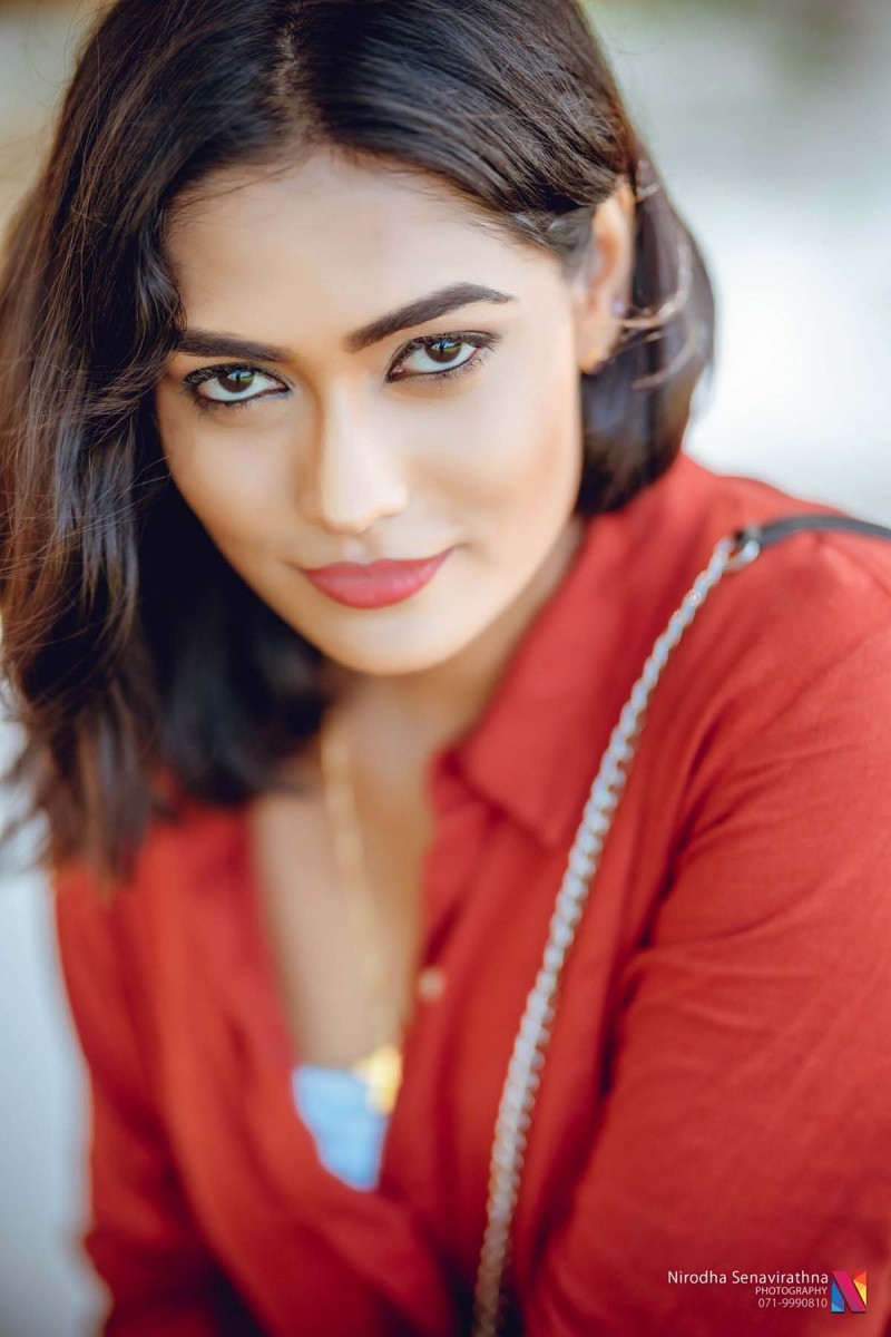 Ishu Senarath Photos