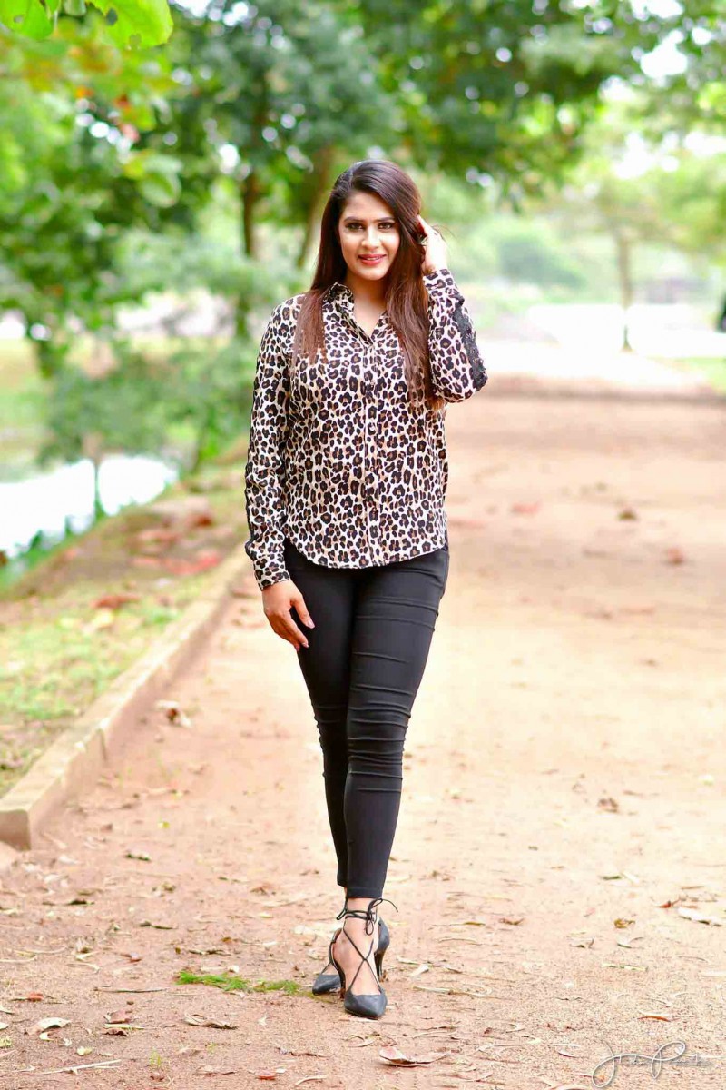 Maheshi Madushanka Black Pants