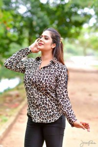 Maheshi Madushanka Black Pants