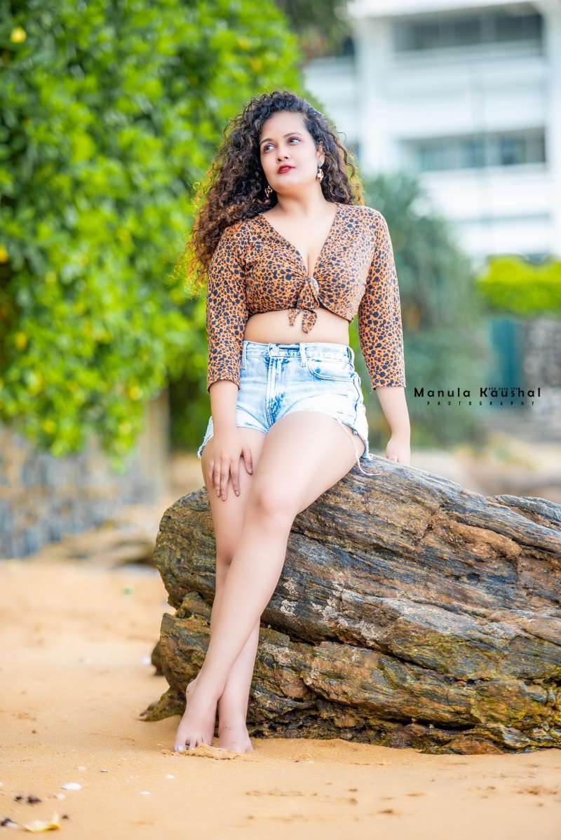 Iresha Hot Pant Shoot