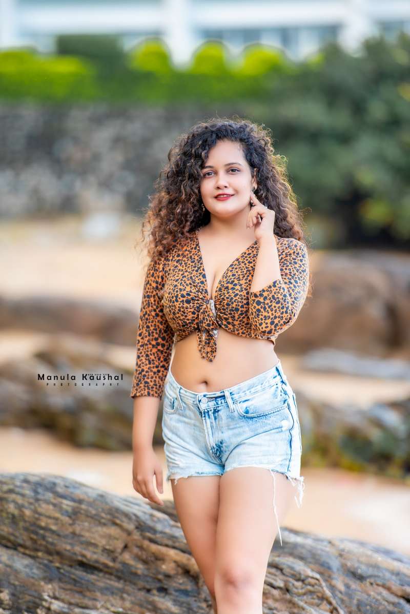 Iresha Hot Pant Shoot