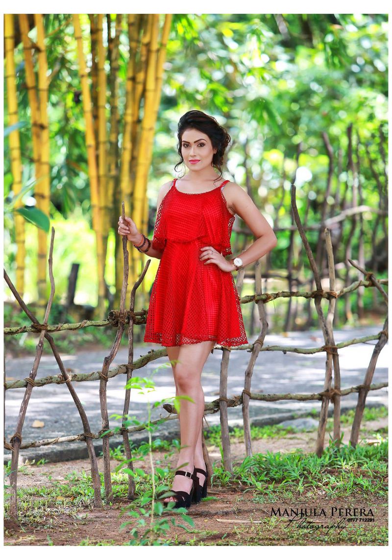 Himaya Bandara Red Mini Skirt