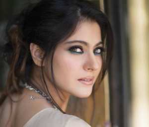 දරුවො නිසා දැන් රඟපාන්නෙ නැහැ - Kajol